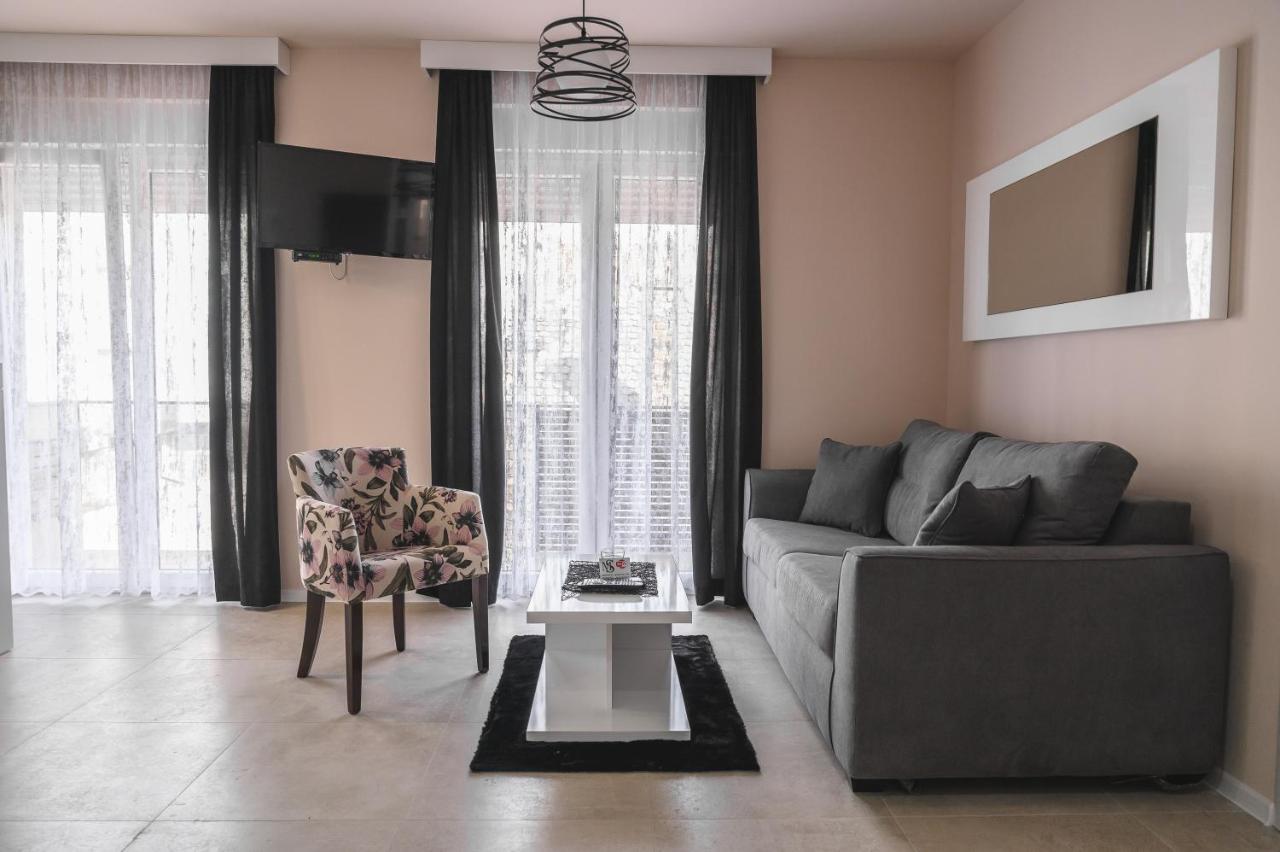 Apartmani Mis Шабац Екстер'єр фото