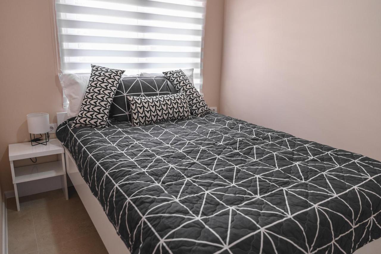 Apartmani Mis Шабац Екстер'єр фото
