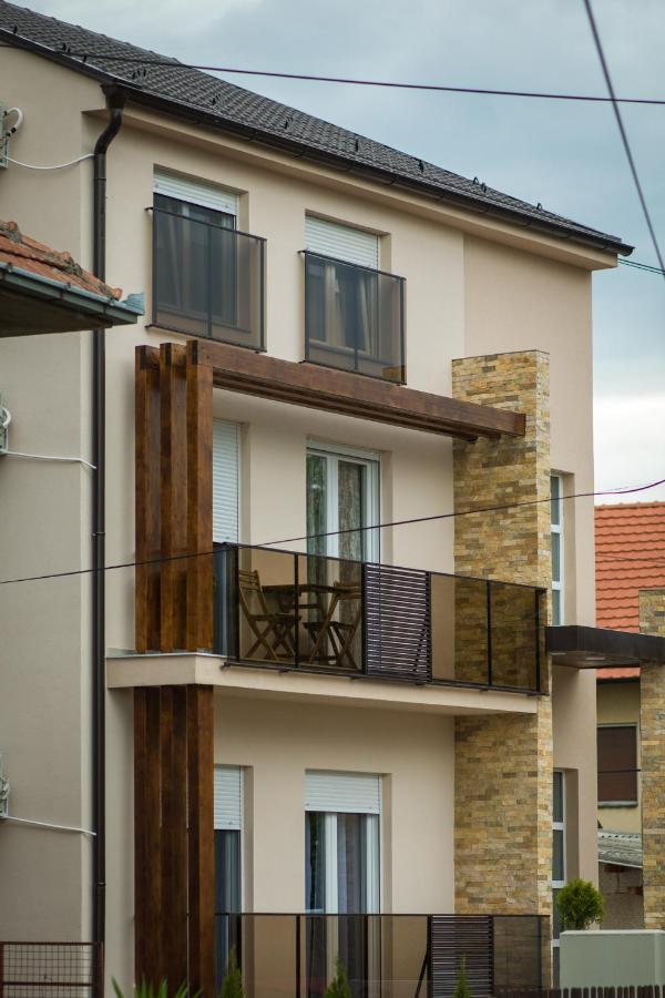 Apartmani Mis Шабац Екстер'єр фото