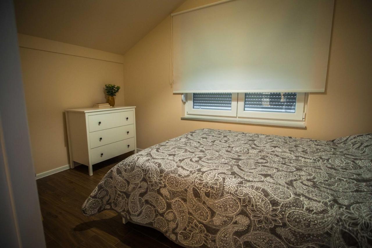 Apartmani Mis Шабац Екстер'єр фото