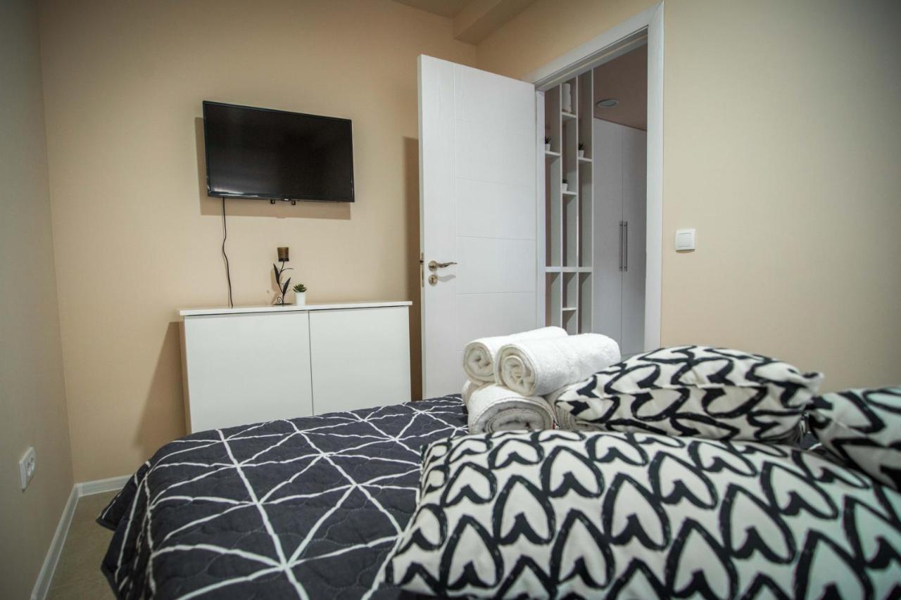 Apartmani Mis Шабац Екстер'єр фото