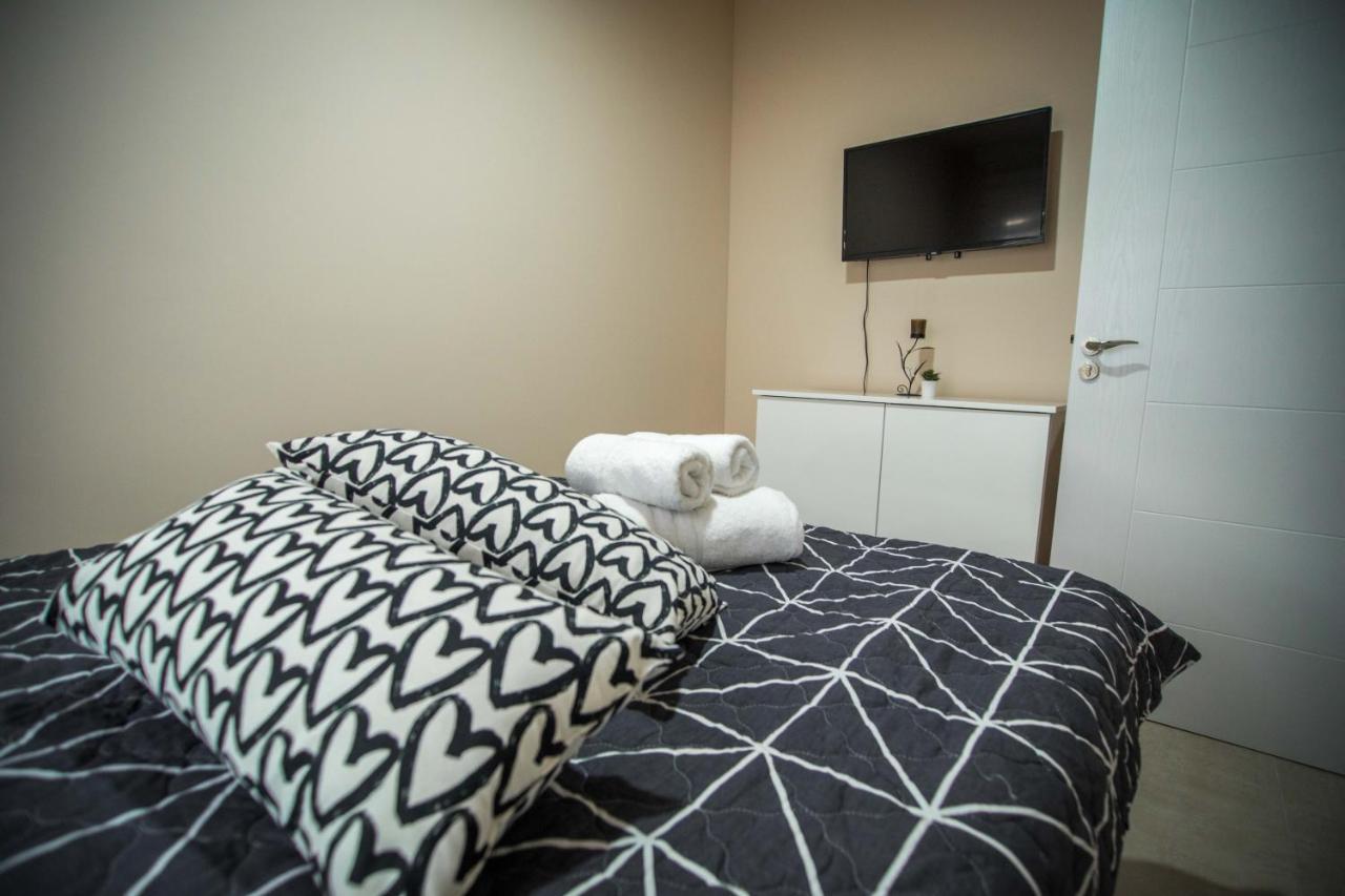 Apartmani Mis Шабац Екстер'єр фото